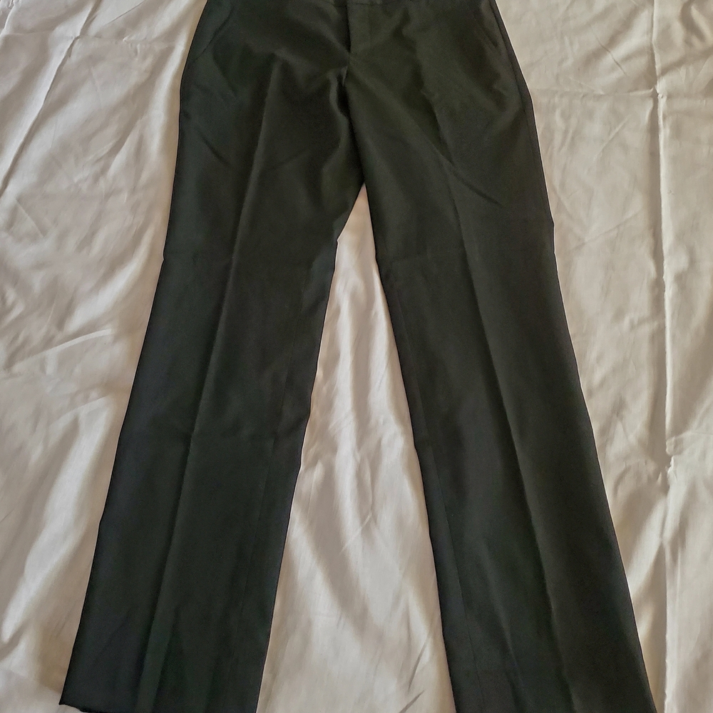 NWT Banana Republic Women's Black Dress Pants. Size 4.
